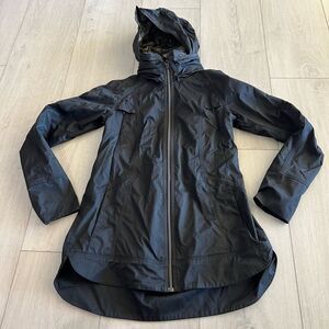 Lululemon Black Camo Print Lined Parka Jacket Full Zip Women's Size 4